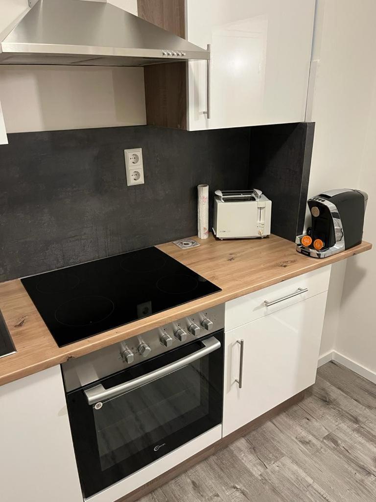 Schoene Ferienwohnung/Pendlerwohnung Uelzen Kültér fotó